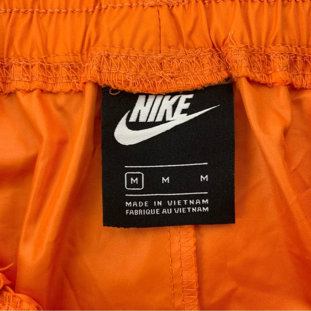 Nike Womens Black Swoosh Polyester Woven Shorts Orange Rip Stop CJ3807806 Size M